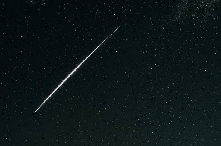 Dois meteoros cruzam o céu gaúcho em menos de 24 horas; um deles se extingue sobre Barra do Ribeiro
