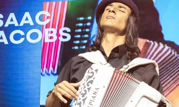 Isaac Jacobs conquista segundo lugar no Dia Mundial do Acordeon