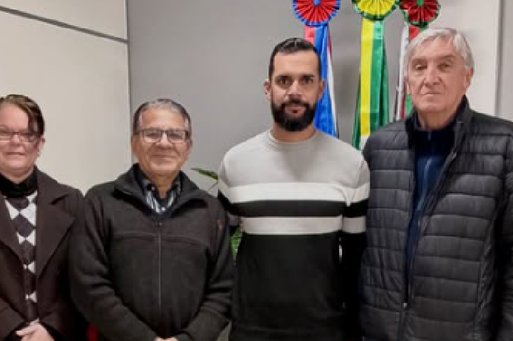 Miguel Souza assume a cadeira do PT na Câmara de Vereadores de Barra do Ribeiro