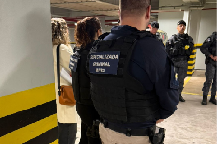 Ministério Público cumpre mandados na Prefeitura de Mariana Pimentel em operação contra irregularidade em licitações