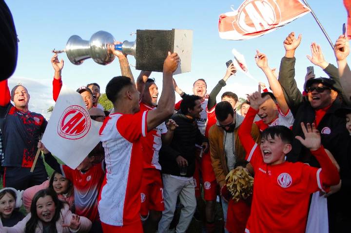 Nacional vence o Juventus e conquista título inédito da Taça Libertadoce
