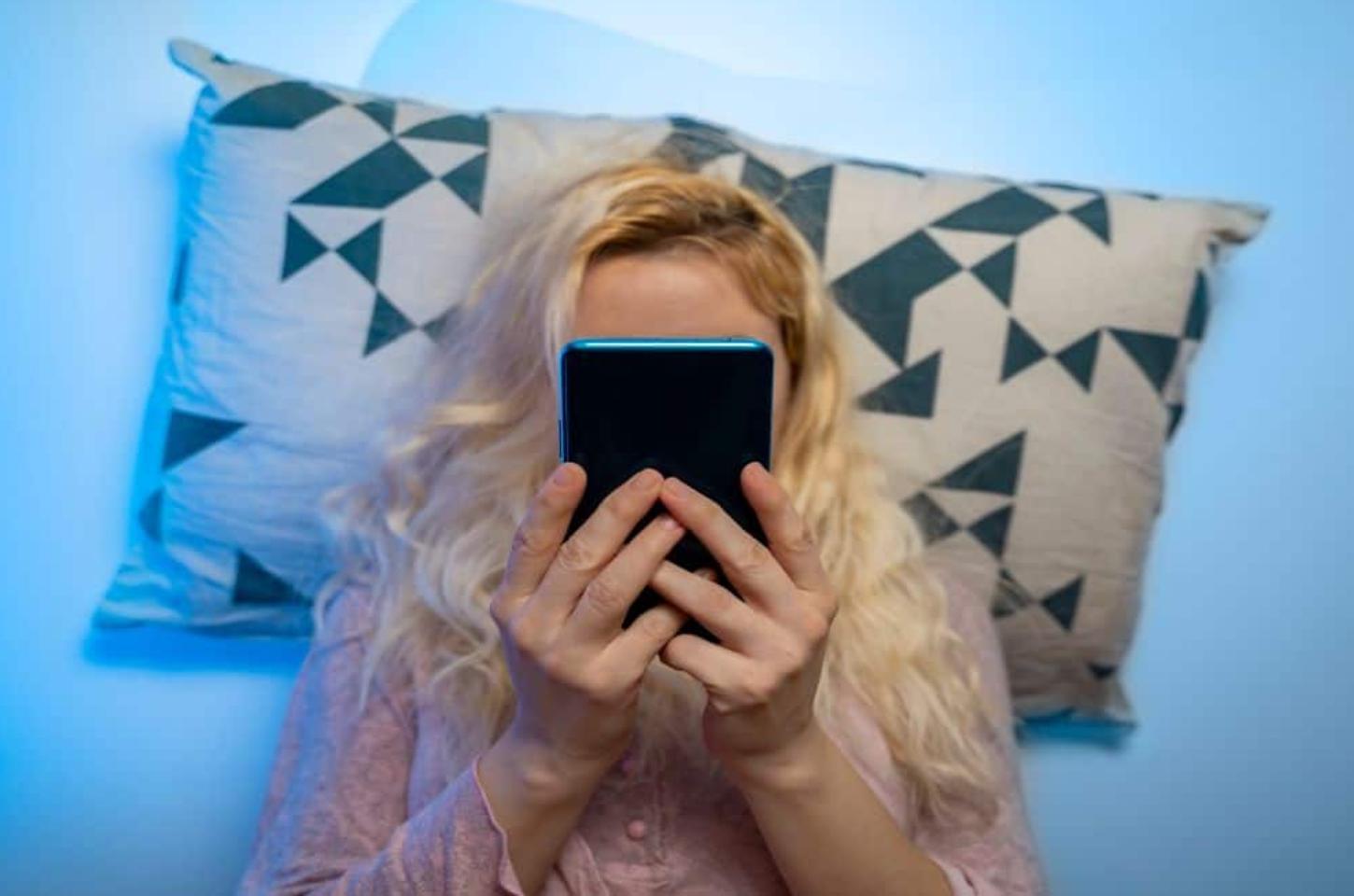 Ansiedade digital: o impacto das redes sociais na saúde mental