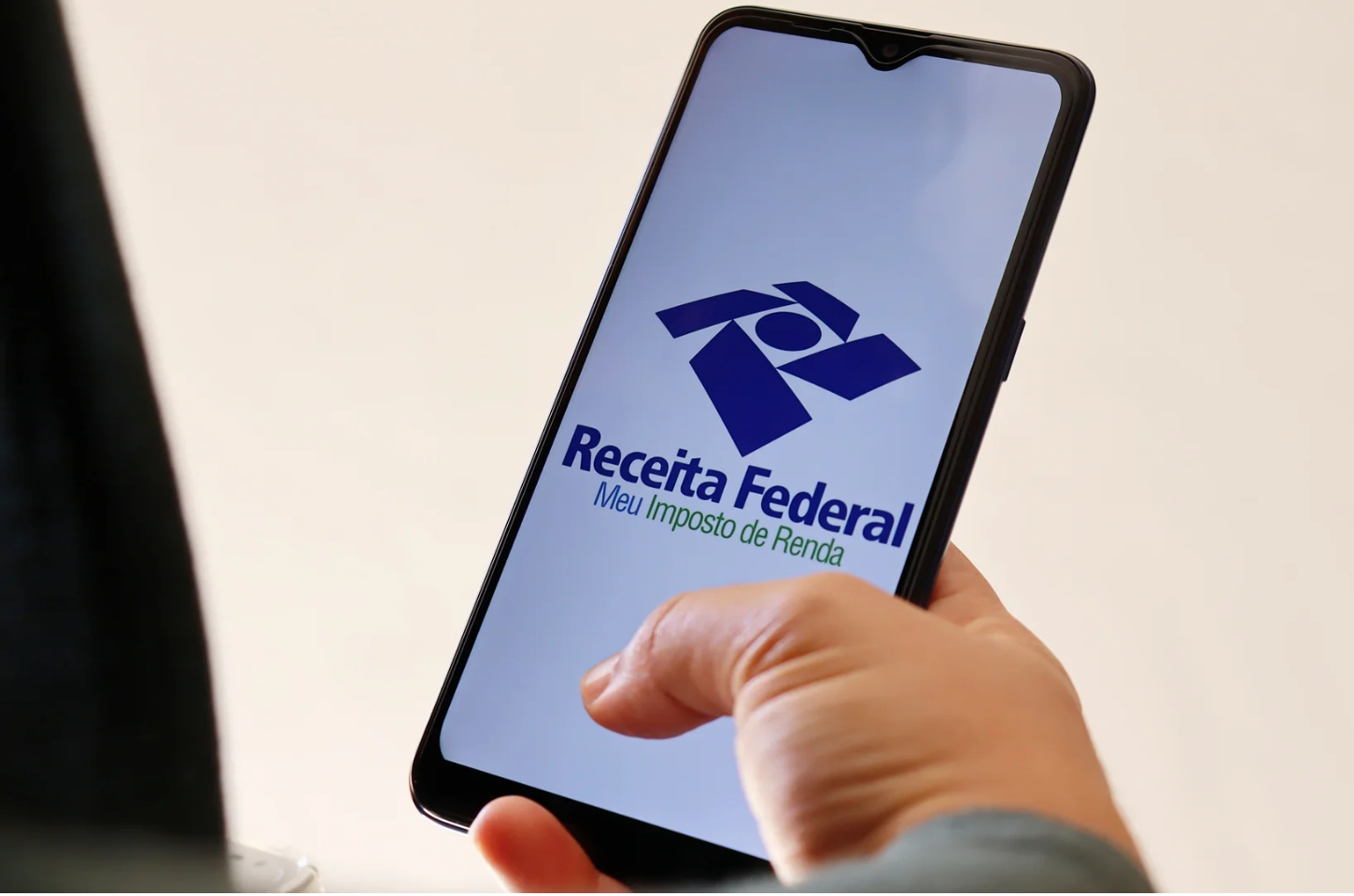 Receita Federal descontinua aplicativo Meu Imposto de Renda e unifica serviços em novo app