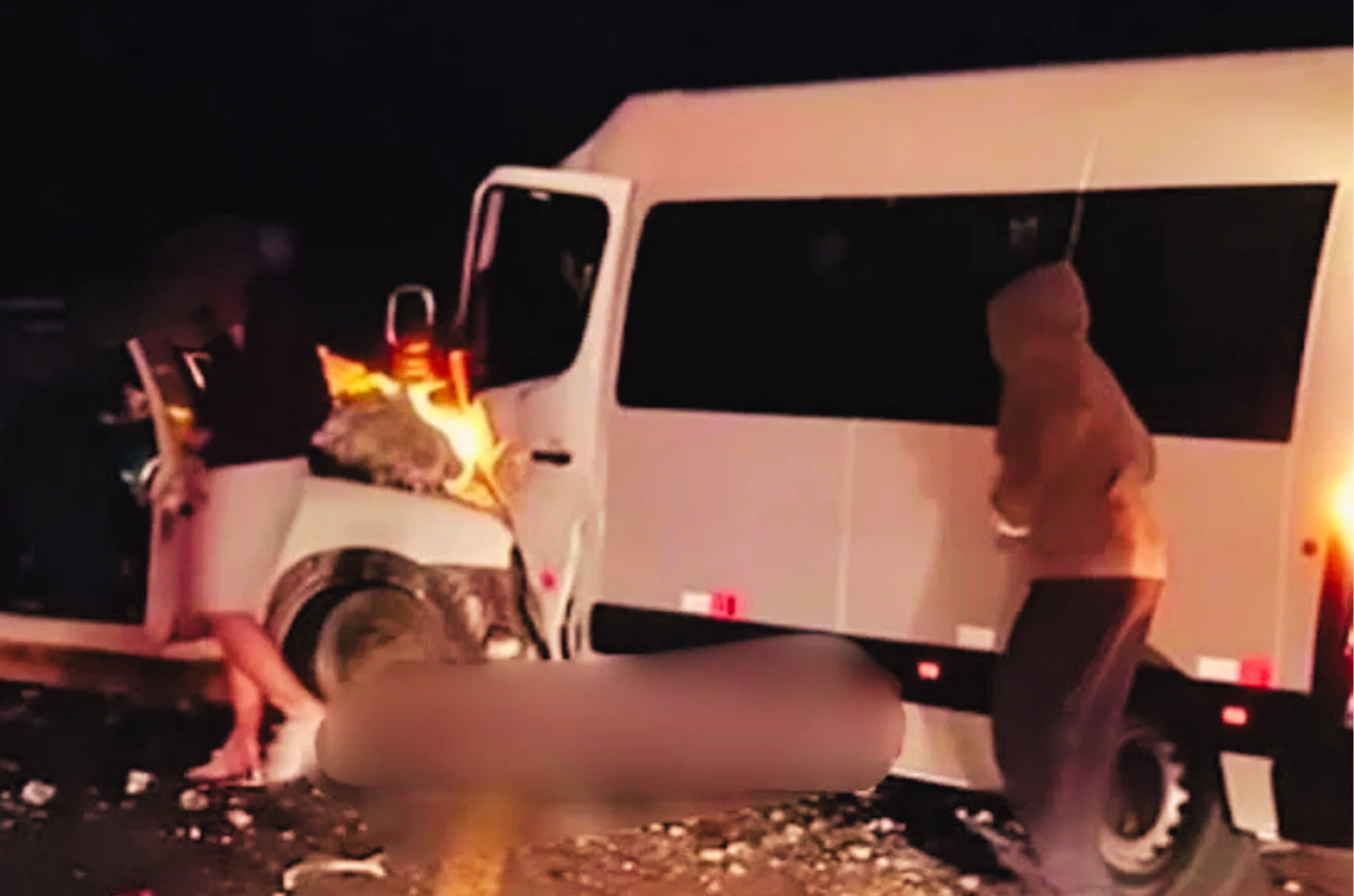 Colisão frontal na BR-116 deixa uma vítima fatal entre Guaíba e Barra do Ribeiro