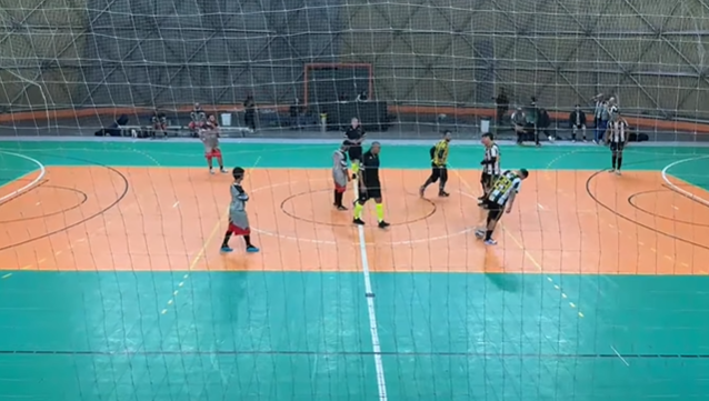 Goleadas marcam abertura do Citadino de Futsal
